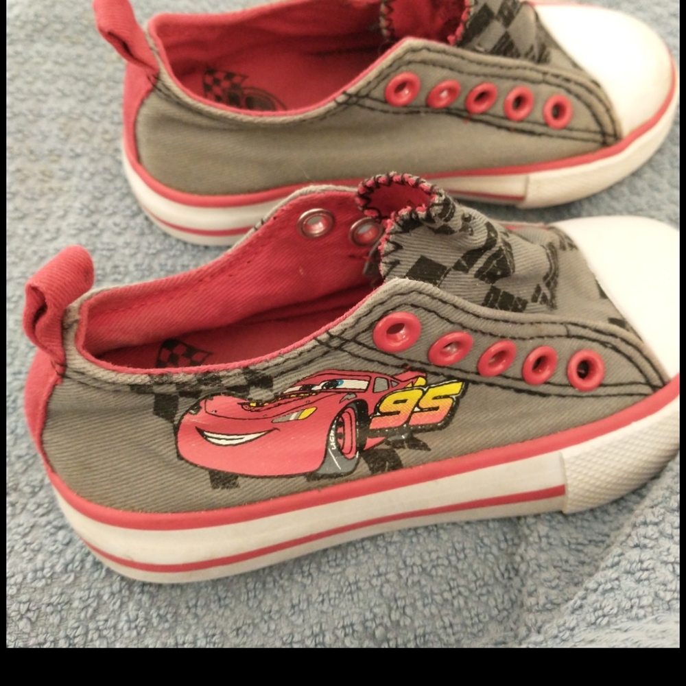 Disney Lightening McQueen Red and Gray Sneakers Slip-On Style, Toddler 8 - Picture 5 of 6